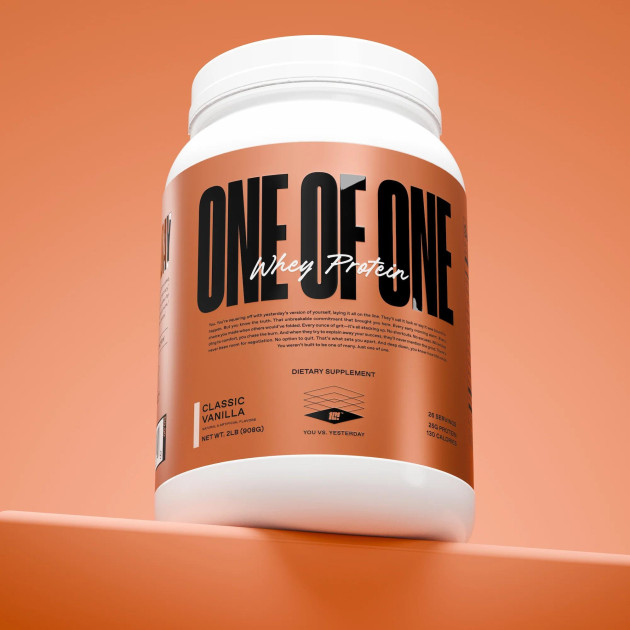 Протеин ONE OF ONE Whey Protein 900 г Ваниль Протеин ONE OF ONE Whey Protein 900 г Ваниль
